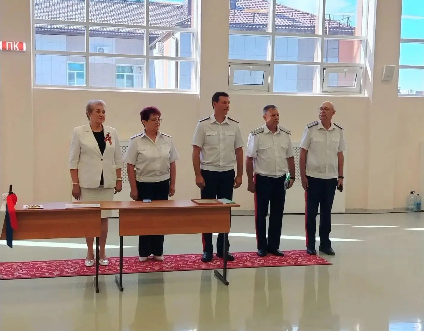 Глава Администрации района Ольга Мельникова поздравила с Днем знаний воспитанниц Мариинской гимназии