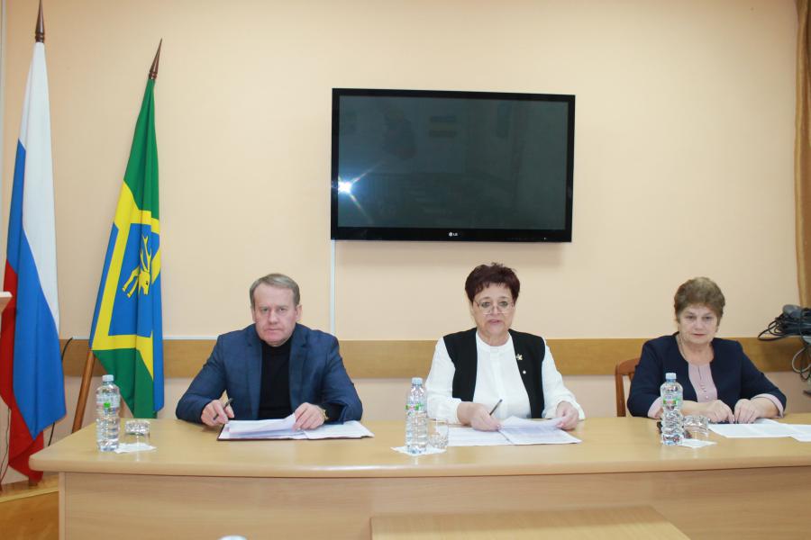 В Собрании депутатов состоялось заседание постоянной комиссии по бюджету