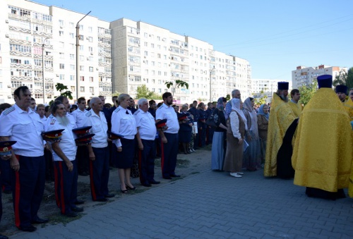 26 сентября 2015 года в г. Белая Калитва состоялись праздничные мероприятия посвященные 25-летию возрождения казачества в Белокалитвинском районе -  «Возрождаем казачество- возрождаем Россию»