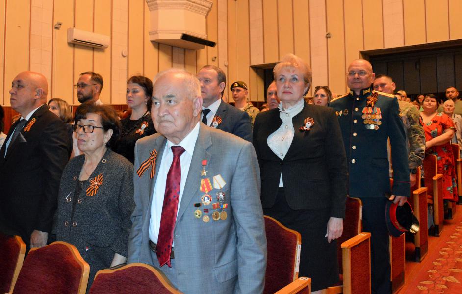 Глава Администрации Белокалитвинского района Ольга Мельникова поздравила земляков с 79-ой годовщиной Победы в Великой  Отечественной войне