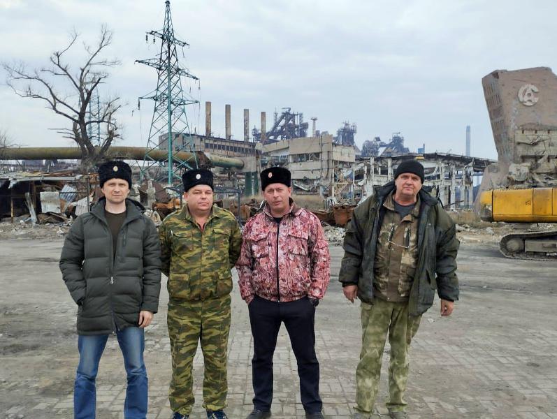 Главы Администраций сельских поселений Белокалитвинского района доставили гуманитарную помощь нашим мобилизованным в Запорожье 