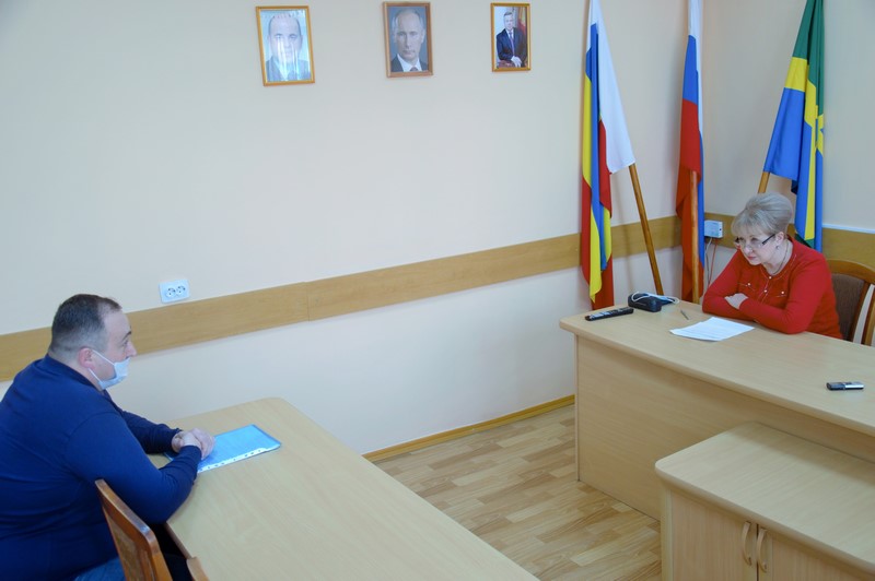 В Администрации района возобновились личные приемы граждан в очном формате