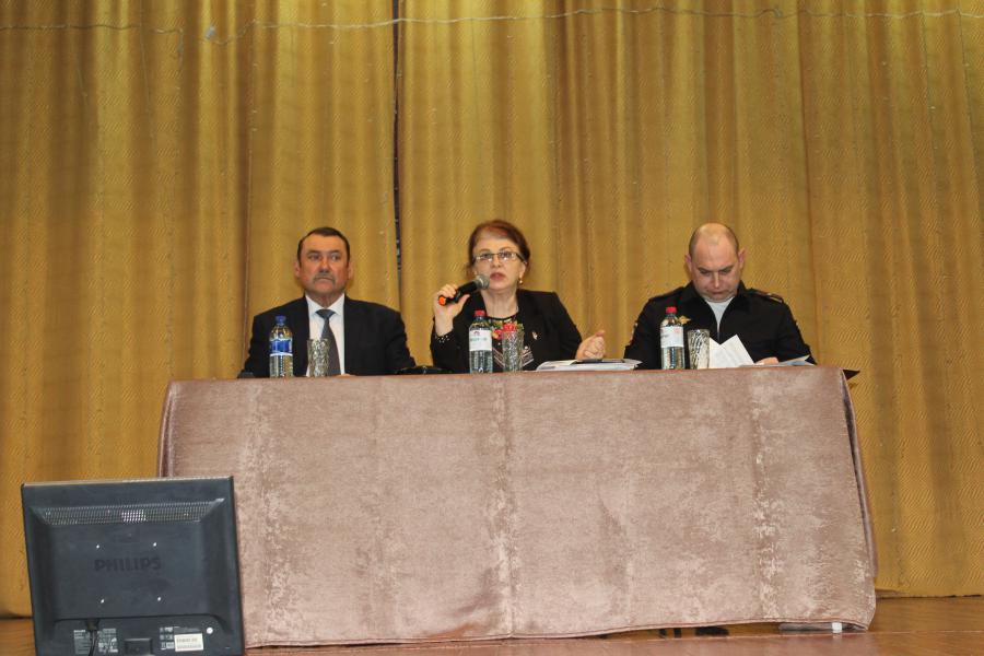 В феврале текущего года информационная группа Администрации Белокалитвинского района под руководством заместителя главы Администрации района по социальным вопросам Елены Керенцевой встретилась с жителями Богураевского сельского поселения