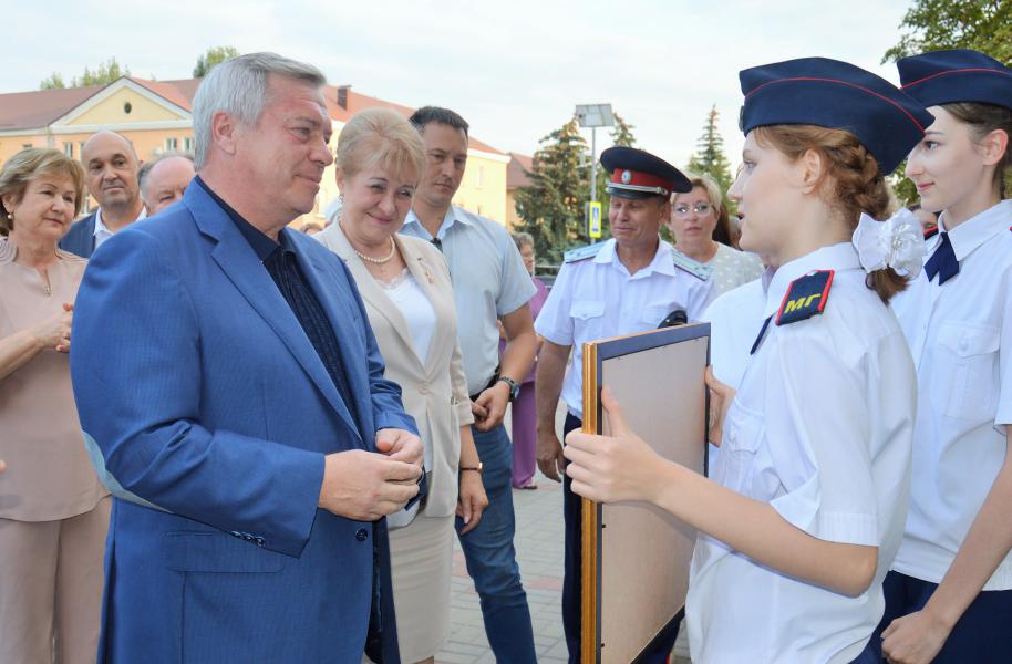 В рабочем поселке Шолоховском состоялся двойной праздник - жители отметили 70-летний юбилей и День Шахтера