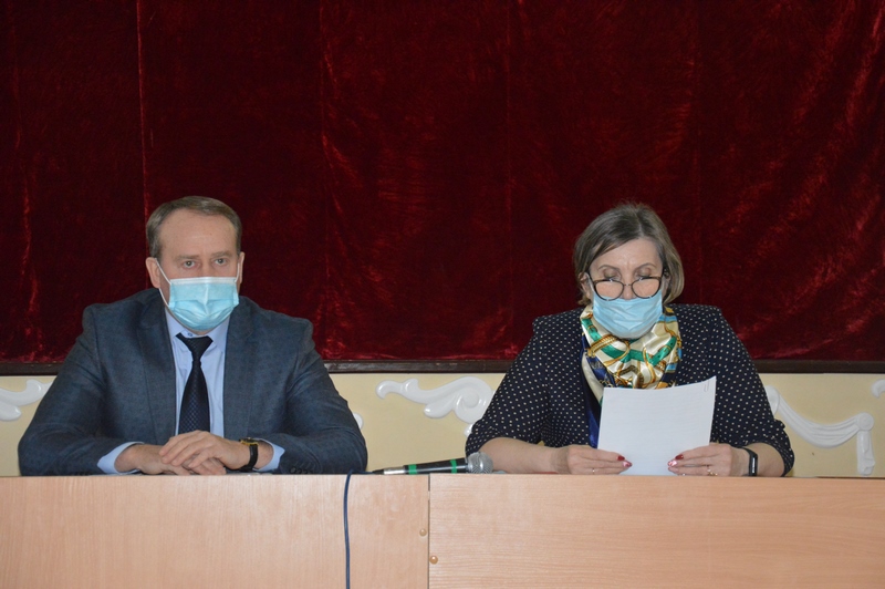 На основании статьи 13 Устава муниципального образования «Белокалитвинский район» в ДК им.Чкалова состоялись публичные слушания по решению Собрания депутатов Белокалитвинского района «О проекте Устава муниципального образования «Белокалитвинский район»