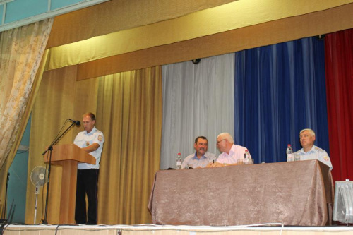 Владимир Дохнов заместитель главы Администрации района провел встречу с жителями Богураевского поселения