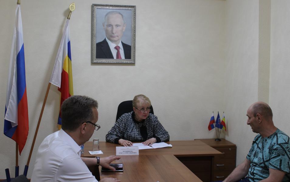 Глава Администрации Белокалитвинского района  провела тематический приём граждан