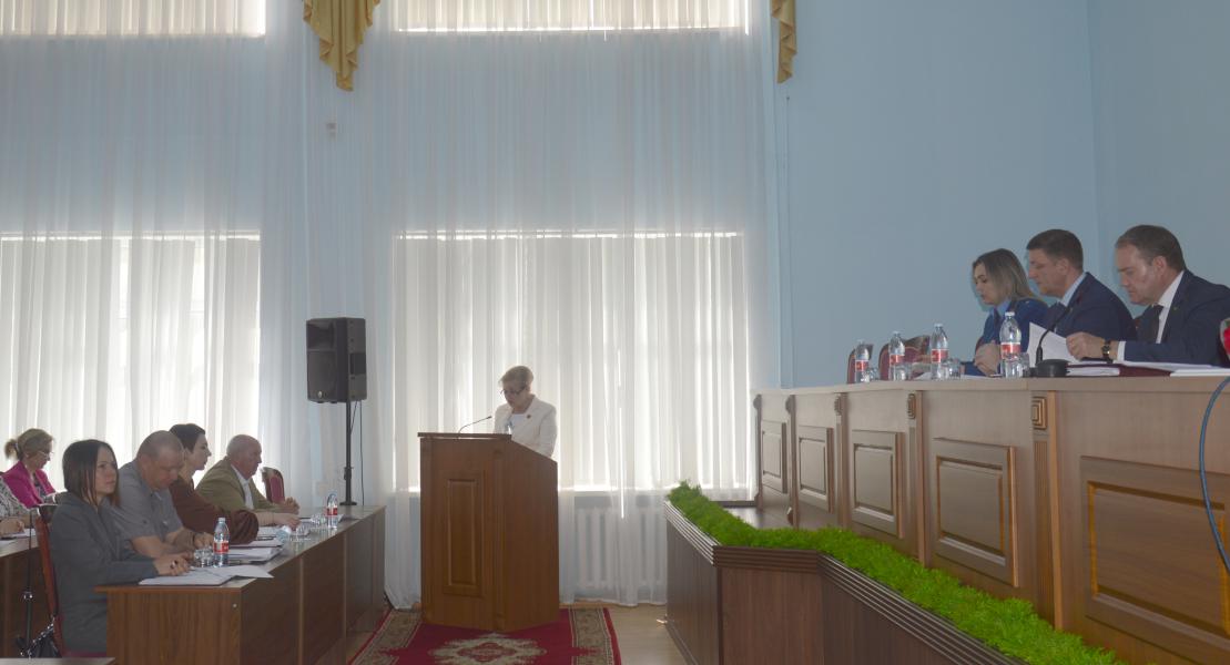  Глава Администрации района Ольга Мельникова выступила  с ежегодным докладом о результатах деятельности за 2024 год