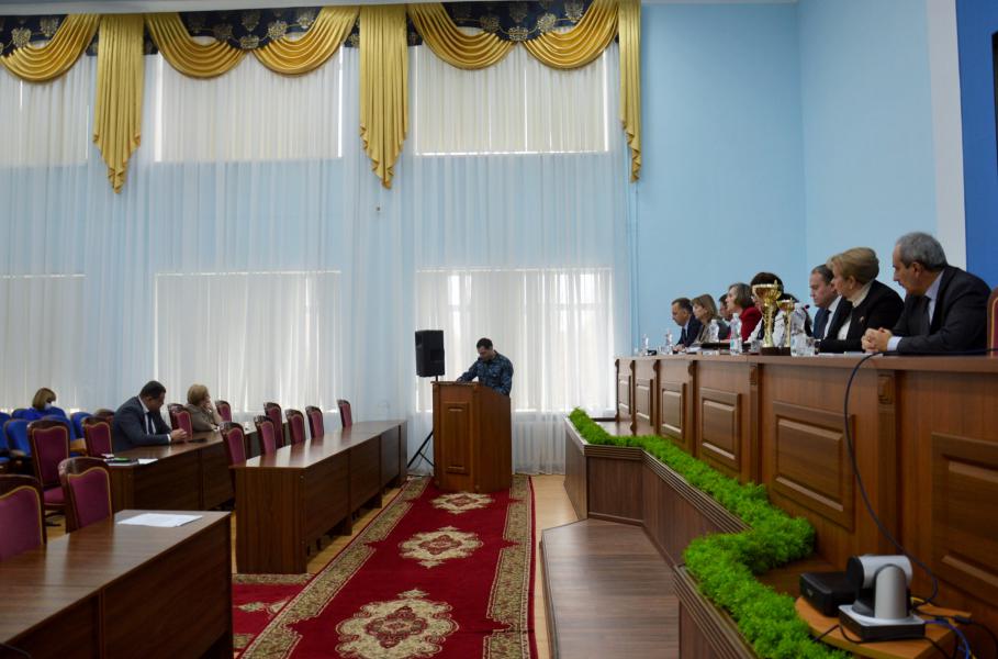 Глава Администрации района Ольга Мельникова подчеркнула важность оперативной работы всех служб в период Новогодних и Рождественских праздников