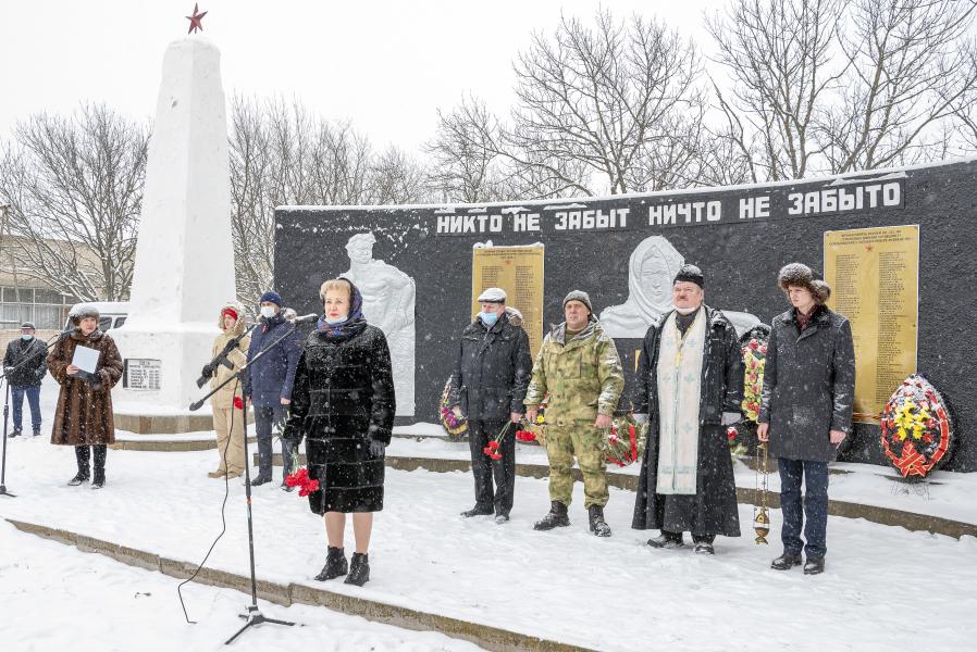 Церемония захоронения останков воинов Великой Отечественной войны состоялась в хуторе Чапаев