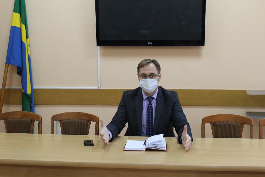 Администрация Белокалитвинского района оказывает информационную поддержку некоммерческим организациям района в написании проекта для участия во втором конкурсе Фонда президентских грантов 2021 года