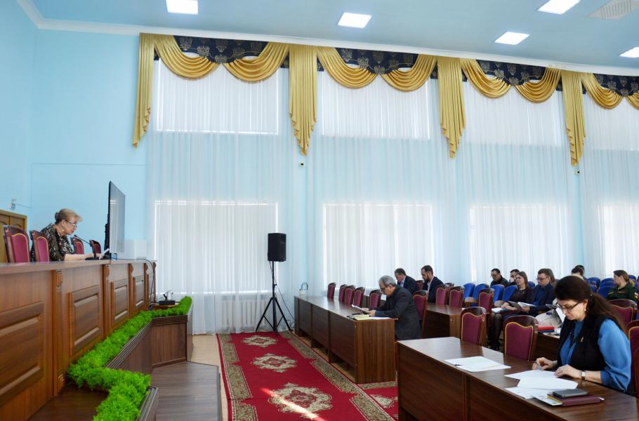 Ольга Мельникова провела заседание оргкомитета по подготовке и проведению мероприятий, посвященных празднованию 80-й годовщины Великой Победы