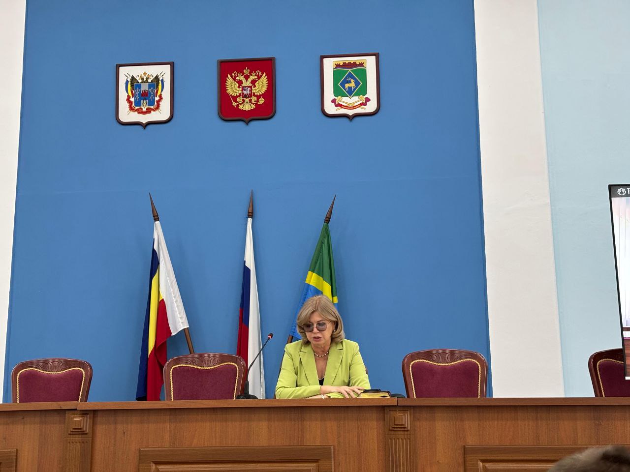 В большом зале Администрации района 16 сентября состоялось заседание антинаркотической комиссии Белокалитвинского района 